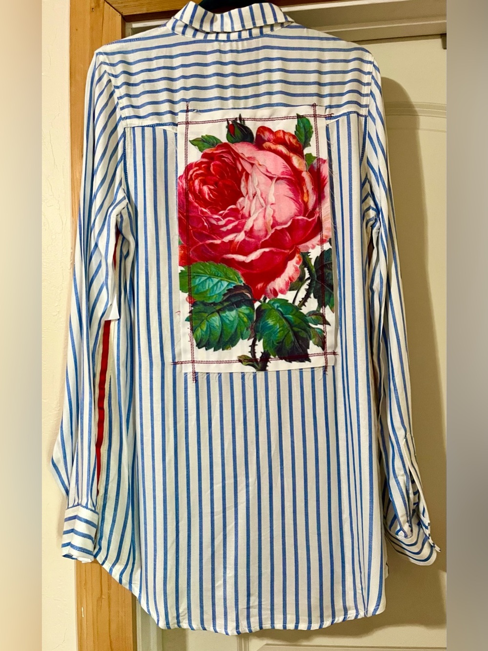 The Nu Vintage Capri Rose Voyage Shirt  Boho Vintage Romantic Style NWT Red Rose
